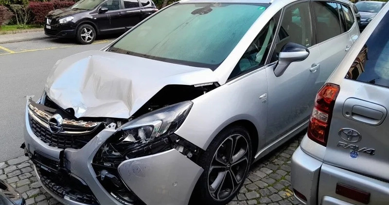 Opel Zafira cena 27000 przebieg: 120572, rok produkcji 2016 z Nowy Sącz małe 106